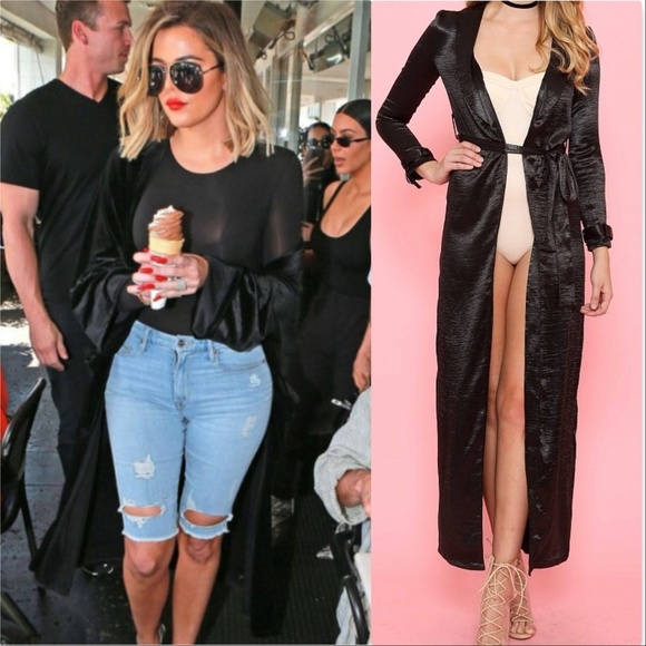 CHIC BLACK SATIN DUSTER - Picture 2 of 3